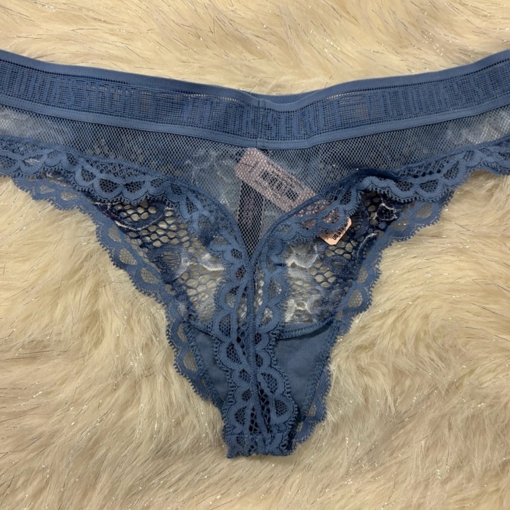 Victoria Secret Ombré Blue Lace Bra 36DD and 2 pair matching panties M - Picture 6 of 8